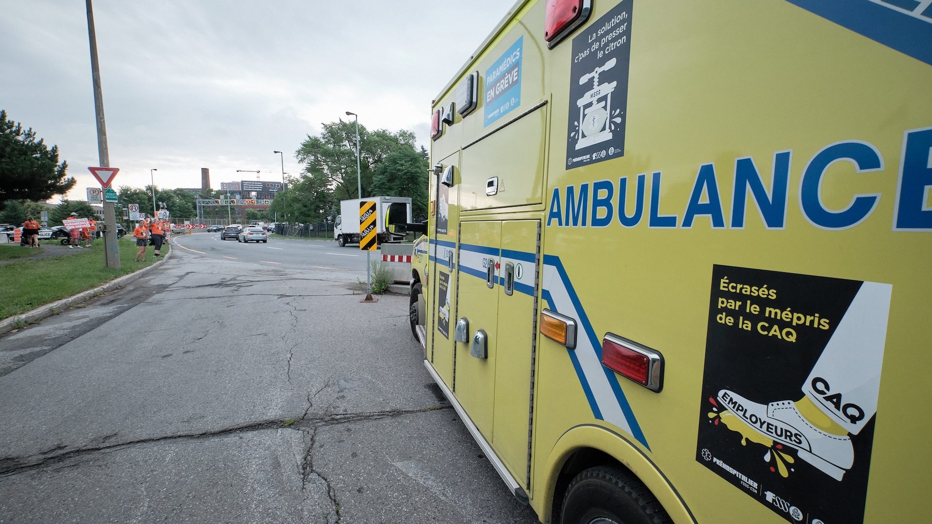 Paramédics En Grève, Pont Jacques Cartier